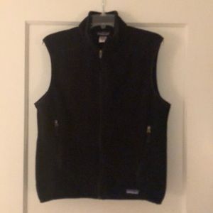Patagonia Synchilla men’s full zip fleece vest